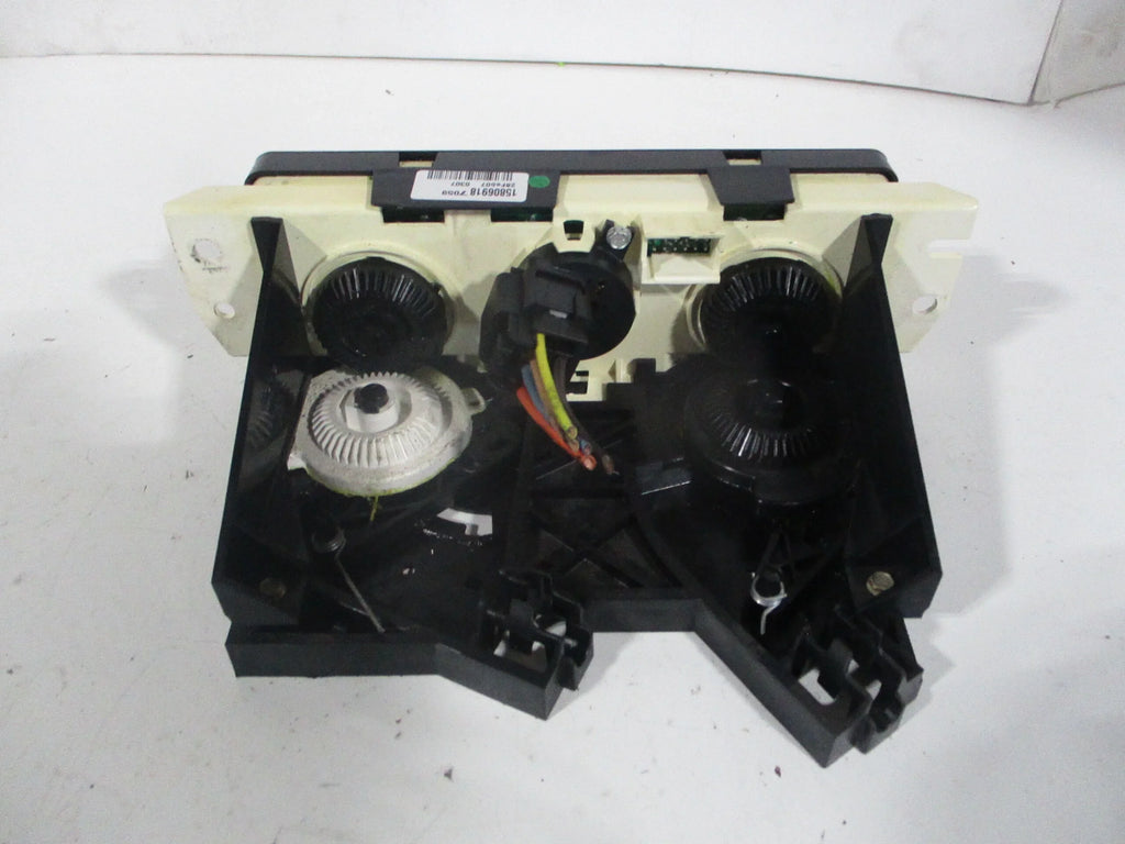 Pre-Owned 06-07 Saturn Ion  Heater Temperature Controle   (Good)