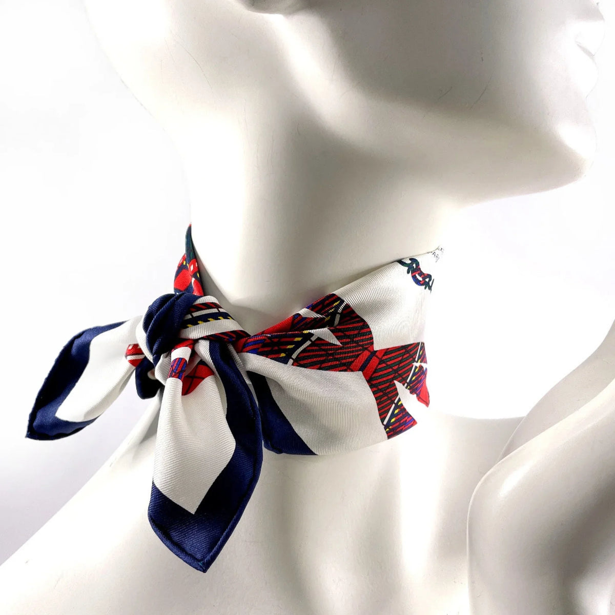 Pre-Owned  Gavroche Carre 45 Brides de Gala Tartan Scarf Muffler Silk White Women's N3123233 (Good)
