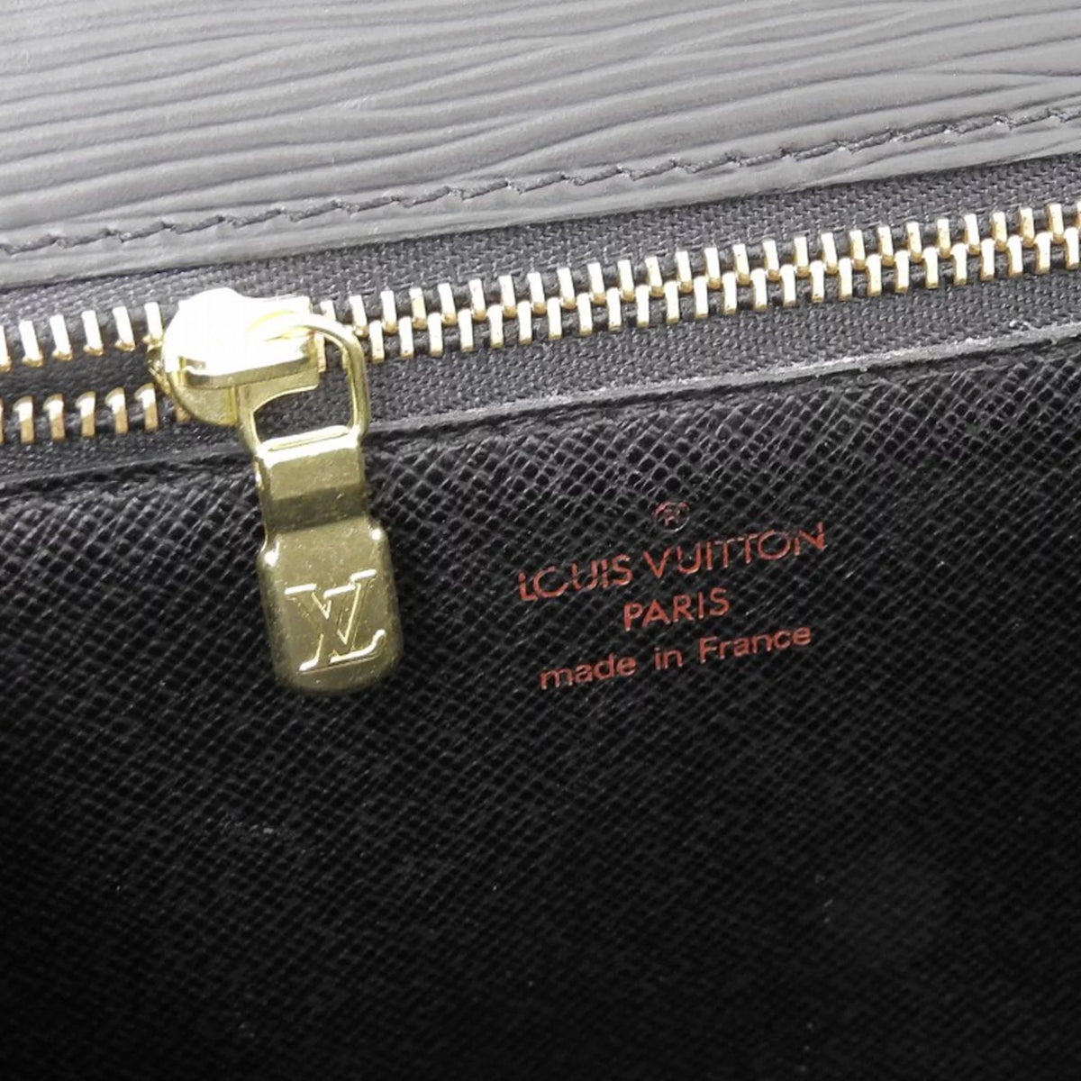 Authenticated Used Louis Vuitton   Epi Monceau 2WAY Bag Noir M52122