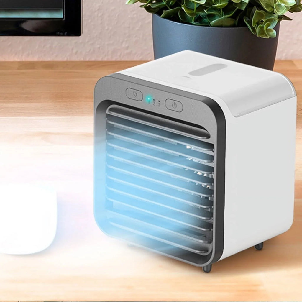 Mini air conditioner cooling artifact desktop refrigeration spray  small fan student office cooler fan