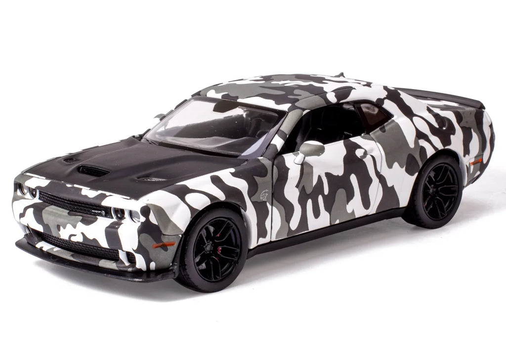 All Star Toys Exclusive 2018 Dodge Challenger  Hellcat Widebody Camouflage 1/24 Diecast Model Car by Motormax 79350 Camo